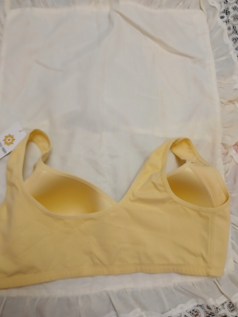 Daisy Bra Set - Picture 13 of 16